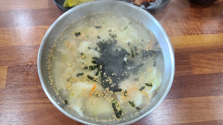  시원한 국물이 일품이던 부산 명지 맛집 수미가 칼국수