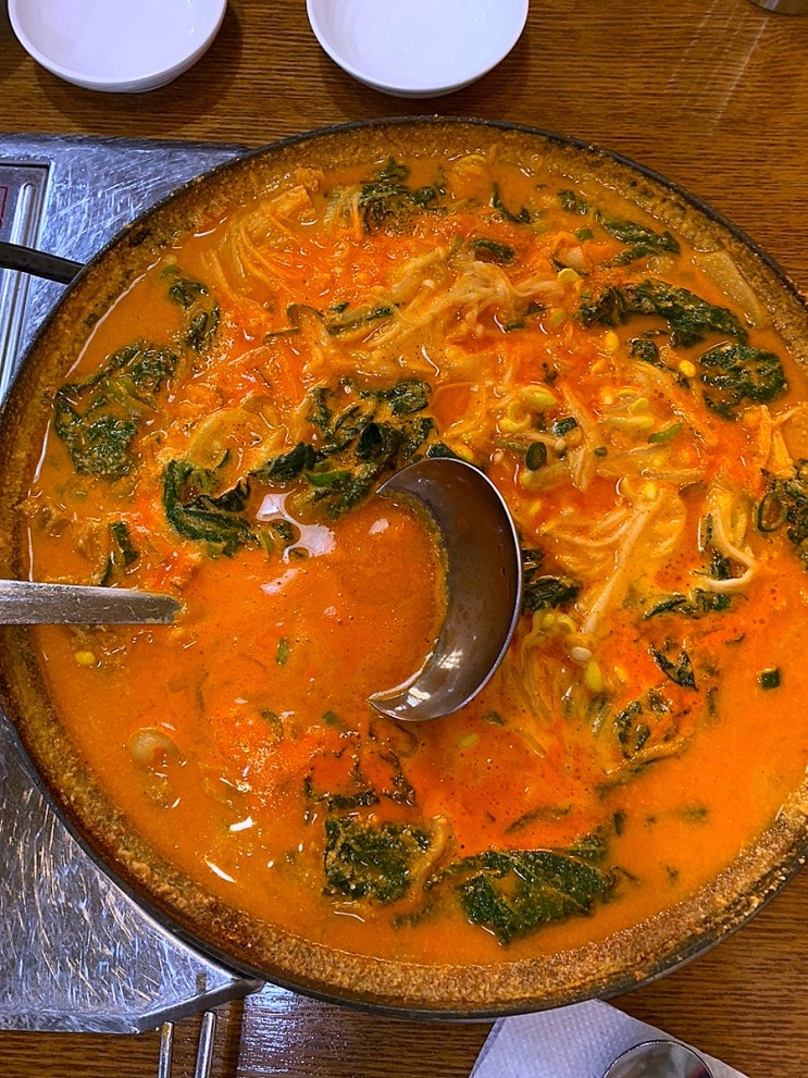  [홍대입구/마포] 임영웅 단골 감자탕 맛집 - 영동감자탕(감자탕 가격, 맵기, 양)