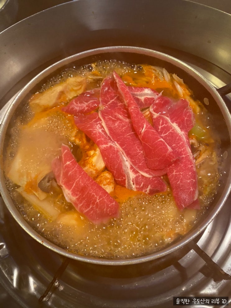  압구정로데오 찐찐 맛집 - 최가네버섯샤브매운탕칼국수