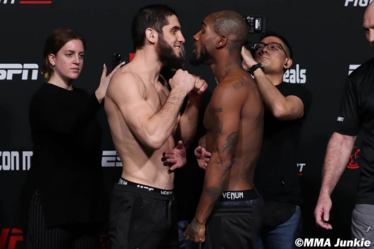 UFC 베가스 49: 이슬람 마카체프 vs 바비 그린 계체 결과(김지연 출전) UFC 베가스 49: 이슬람 마카체프 vs 바비 그린 계체 결과(김지연 출전)