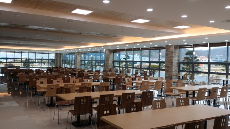  [모토닉 성주 공장]직원식당 테이블과 의자 및 VIP식당 가구[대기업가구]