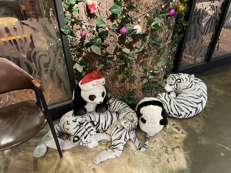 [수원 카페] 공부하기 좋은 카페 주 커피(Zoo Coffee) 수원역점