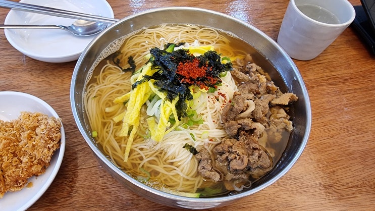  [돈까스잔치] 가족 및 연인 부부와 함께 가기좋은 가성비 쩌는 돈까스 숯불고기 비빔국수 잔치국수 체인점 맛집