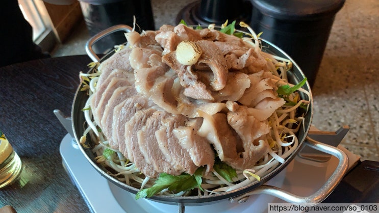  [수원/성대] 율전동 윤기좔좔 수육맛집 "봉수육"