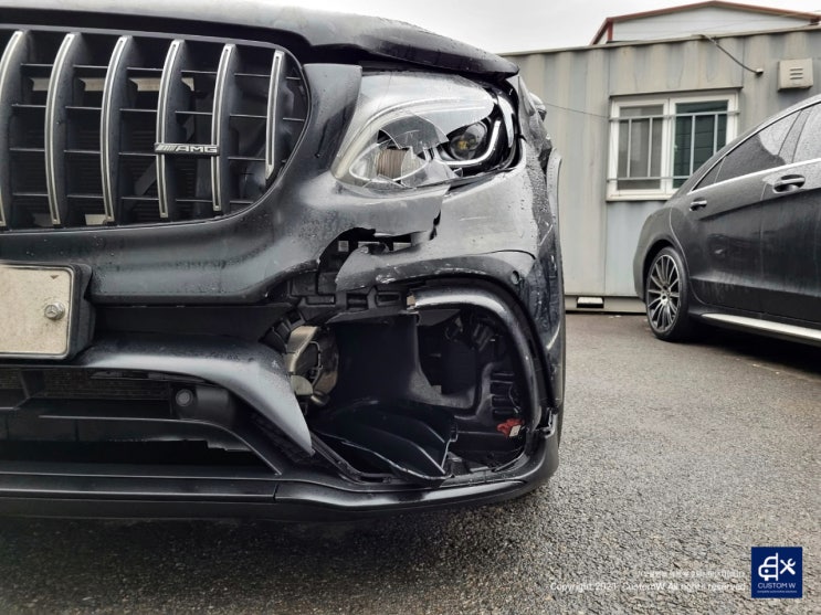  벤츠 GLC200d 사고수리 판금 도색 + 휠수리 후 블랙 실버 무광 투톤 휠도색