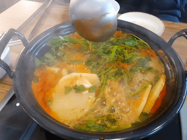  대전 가오동 등촌샤브칼국수 구성 좋고, 맛도 좋고!