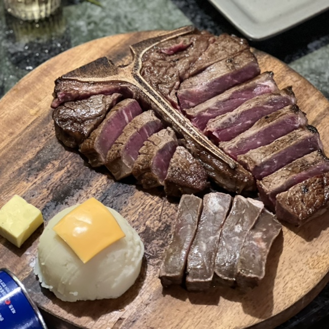  (신당동/중구/DDP) 합리적인 가격대, 맛은 쏘쏘였던 티본 구이 ‘우육미’