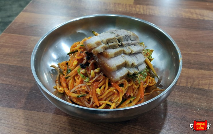 [서귀포:성산] 돔베고기가 올라간 새콤한 제주식 비빔국수 &lt;가시아방국수&gt;