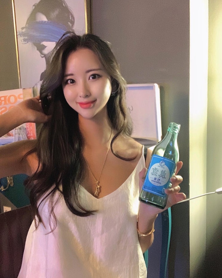 소주를 제일 좋아한다는 청순섹시 인스타녀 소주를 제일 좋아한다는 청순섹시 인스타녀