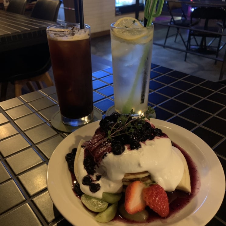  데이트하기 좋은 분위기 맛집 | 진주시내카페 알로하커피