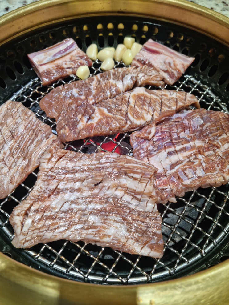  송리단길 고기집 광화문갈비 에서 석촌호수 데이트