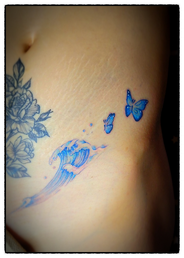 계산동타투 비키니라인 파도와 나비 SWEET TATTOO