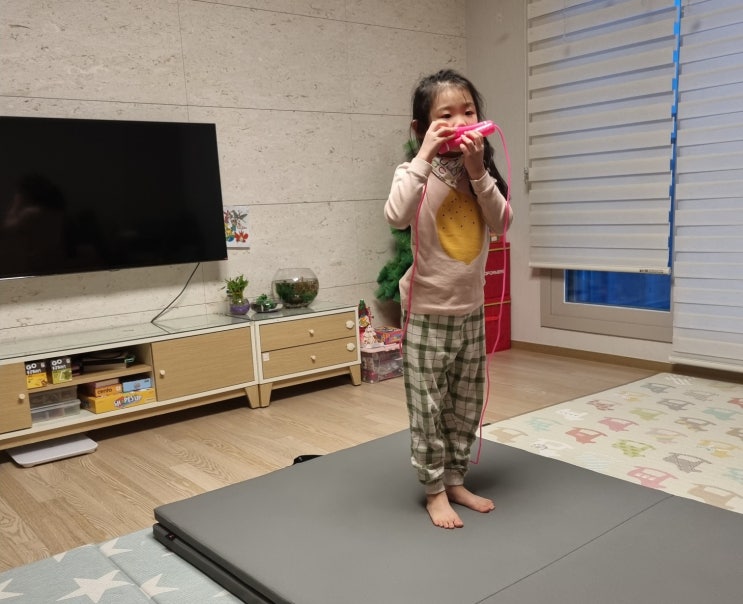 아이와 코로나 재택치료 및 자가격리 막바지 일상 아이와 코로나 재택치료 및 자가격리 막바지 일상
