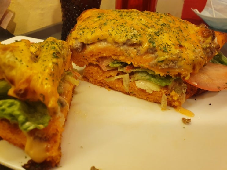  상수 맛집 더핏짜 : 특별한 도우가 있는 상수 조각피자 후기