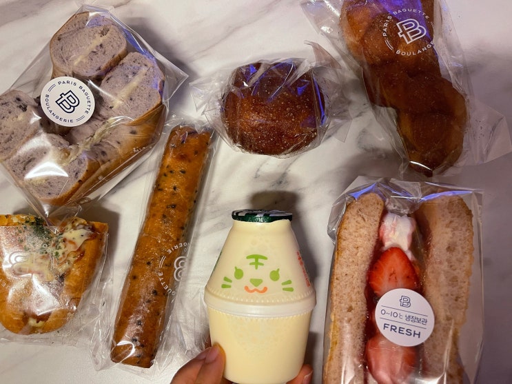 파리바게트 딸기페어 맛있는 딸기맘모스와 어흥에디션바나나우유
