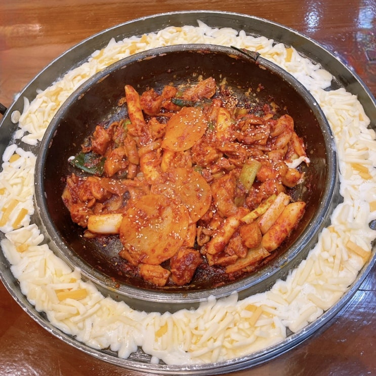  [유가네닭갈비] 송도 트리플스트리트 B동 식당