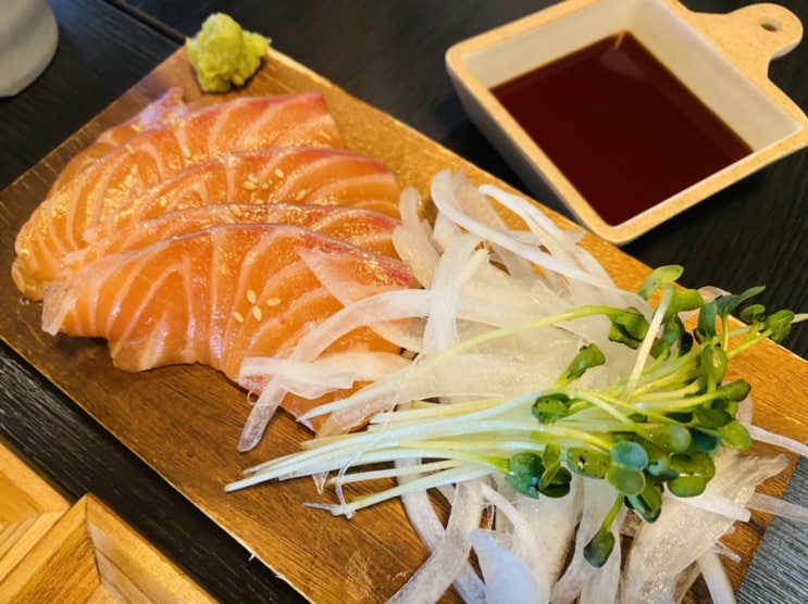 신림역맛집 연어가 맛있는 연하남 신림역맛집 연어가 맛있는 연하남