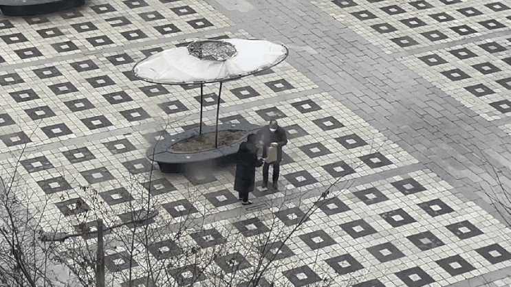 상암에서 <b>중고사기</b>거래 당하고 있는듯한 권일용 .gif