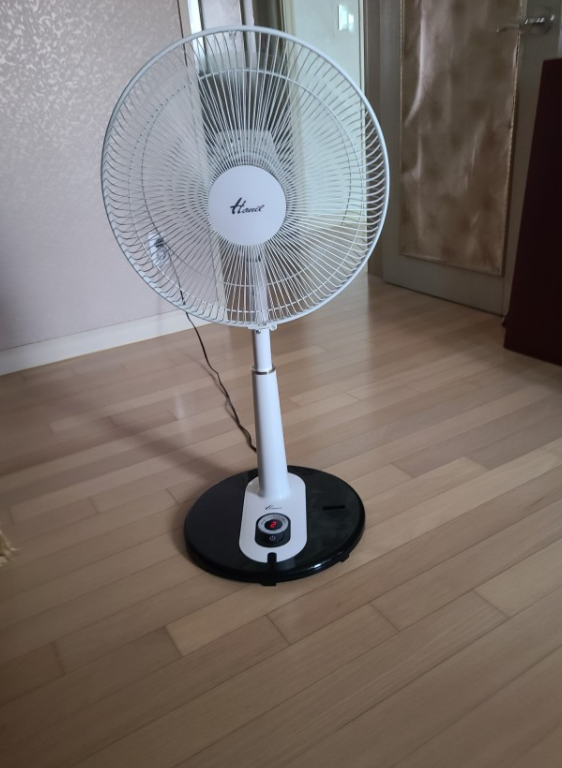 간편 조립한 초미풍 좌석용 한일 선풍기 한일전기 EFe-492R 편리한 리모컨 간편 조립한 초미풍 좌석용 한일 선풍기 한일전기 EFe-492R 편리한 리모컨