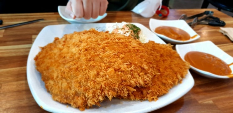  대왕돈가스 생각날 땐,   반지동 모밀명가 청춘!