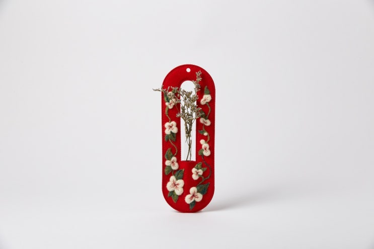 벽걸이 화병_ Plum Blossom