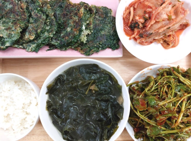  조촐하지만 든든한 저녁 한 끼