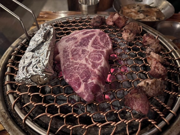  홍대맛집 / 합정고기집 추천 <고기꾼김춘배 홍대본점>