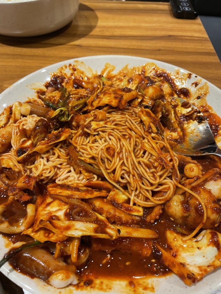  배곧 매콤한게 땡긴다면..!? 오봉집 리뷰!