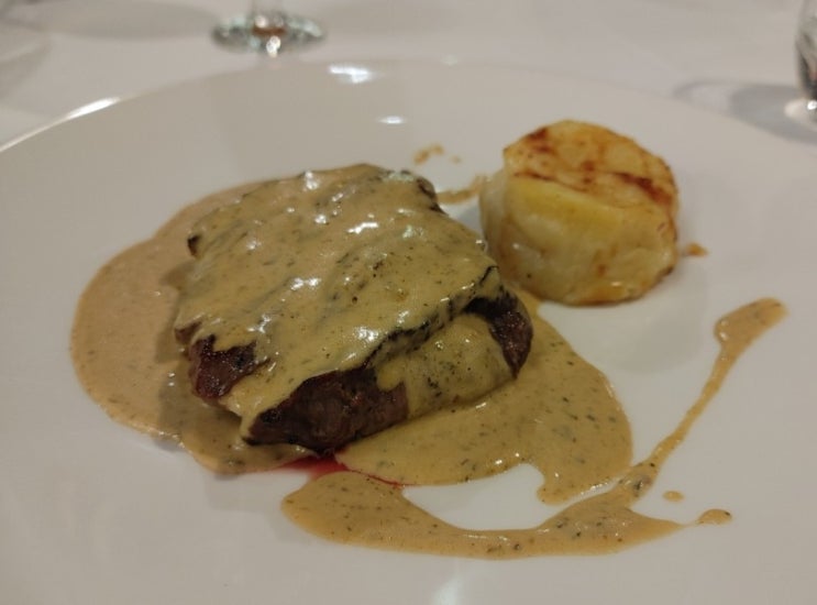  엘샬렛데몬주익(El Xalet de Montjuïc)-몬주익 언덕에 있는 경치 맛집, 스페인 현지식 레스토랑