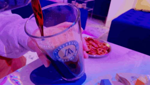  몽환적인 느낌의 분위기 좋은 PUB & CAFE, 데이트와 모임장소로 완전 추천해요! 커피빅 X can i drink