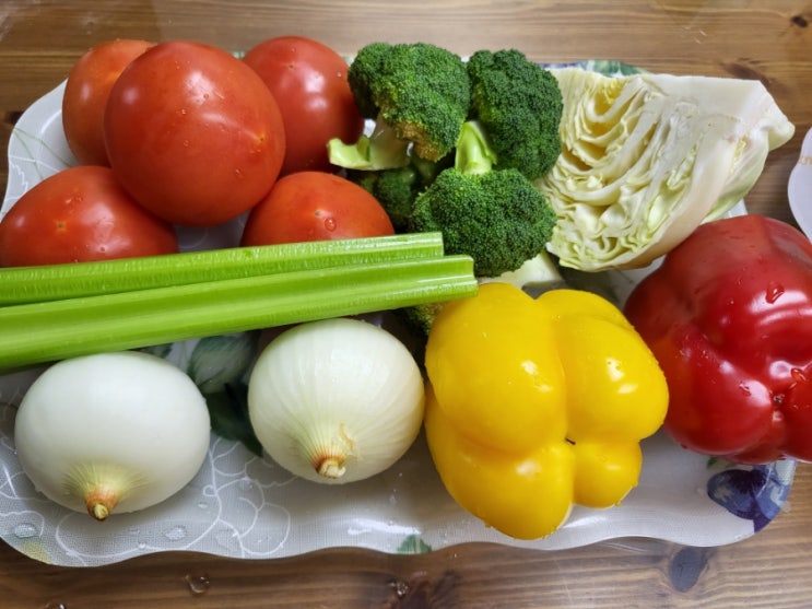  영양만점 토마토 양파 야채스프 끓이기.  몸살기운 컨디션 회복에 최고!