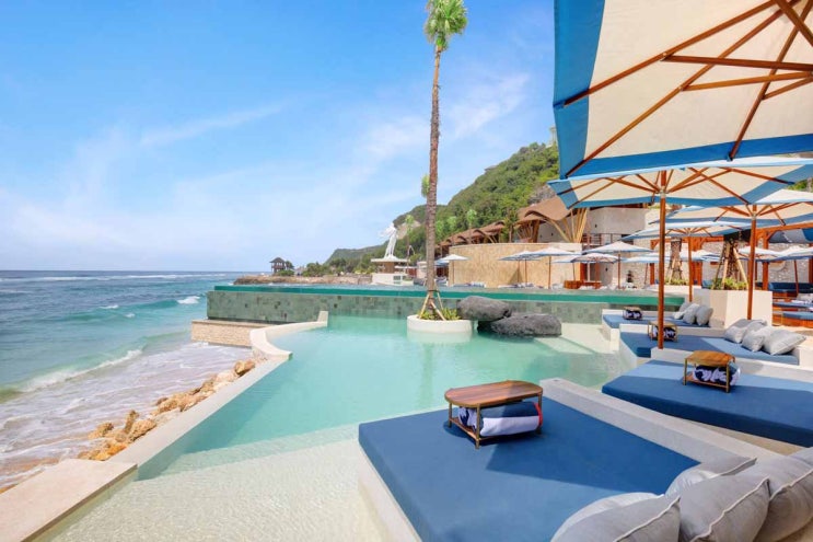  믈라스티비치 카타마란 비치 클럽 catamaran beach club