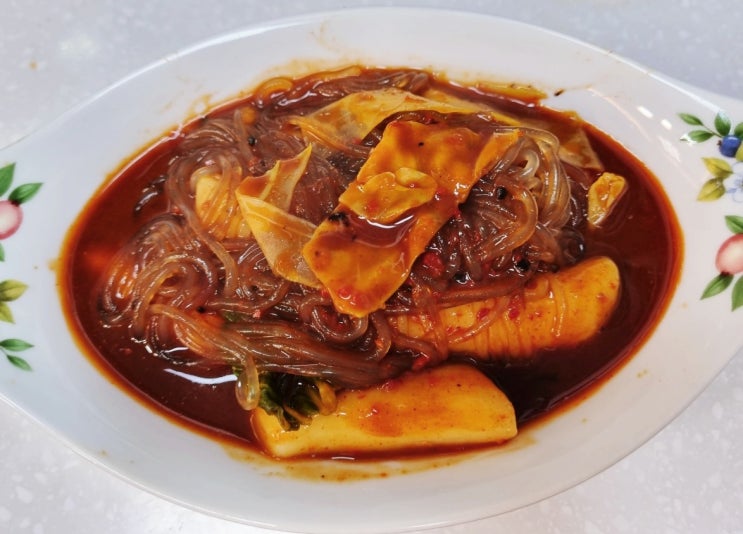  짜장 떡볶이 비건 군만두(비비고 왕교자) 당면사리 소스비법 국물쌀떡볶이