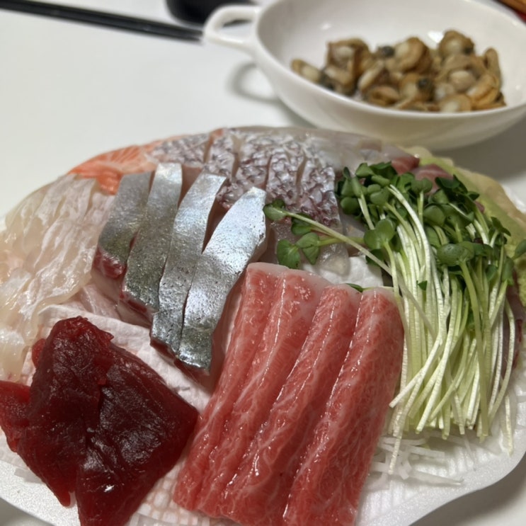  노량진 형제상회에서 모둠회 포장하고 홈파티!