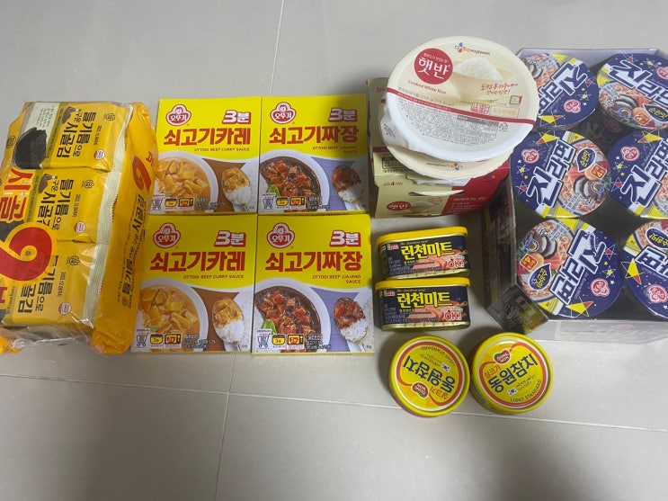  오미크론 확진 6일차(코로나 확진자 사전투표 안내문자, 전주시 코로나 자가격리 생필품, 자가격리 세트, 오미크론 술, 오미크론 맥주, 전주 연어본가, 연어초밥, 볶음김치우동)