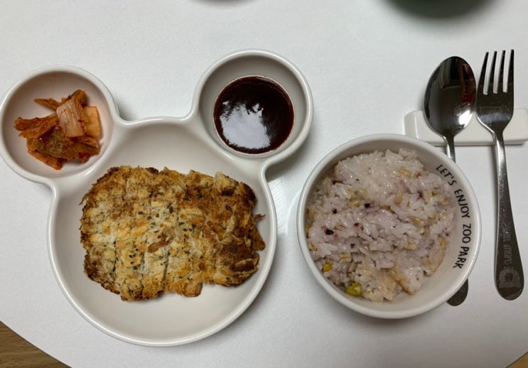 아이 반찬으로 주문해 먹어본 삼형제 돈까스 후기! 온라인 정육점에서 만든거라 두툼한 고기가 들어간 돈까스 (+등심돈까스, 모짜렐라 치즈 돈까스) 아이 반찬으로 주문해 먹어본 삼형제 돈까스 후기! 온라인 정육점에서 만든거라 두툼한 고기가 들어간 돈까스 (+등심돈까스, 모짜렐라 치즈 돈까스)