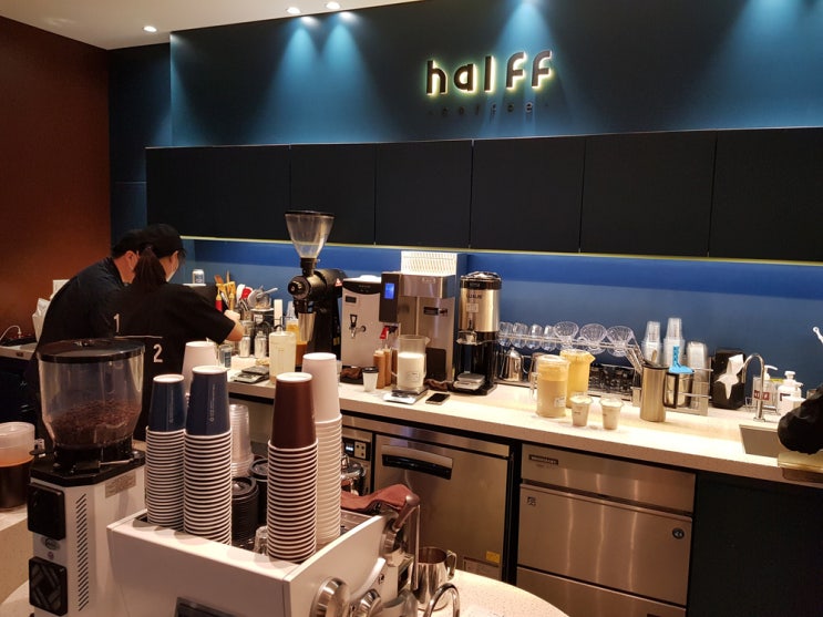  [센트럴시티 커피맛집] 하프커피(halff coffee) '버터크림라떼' : 부드러운크림에 미친존맛 라떼맛집
