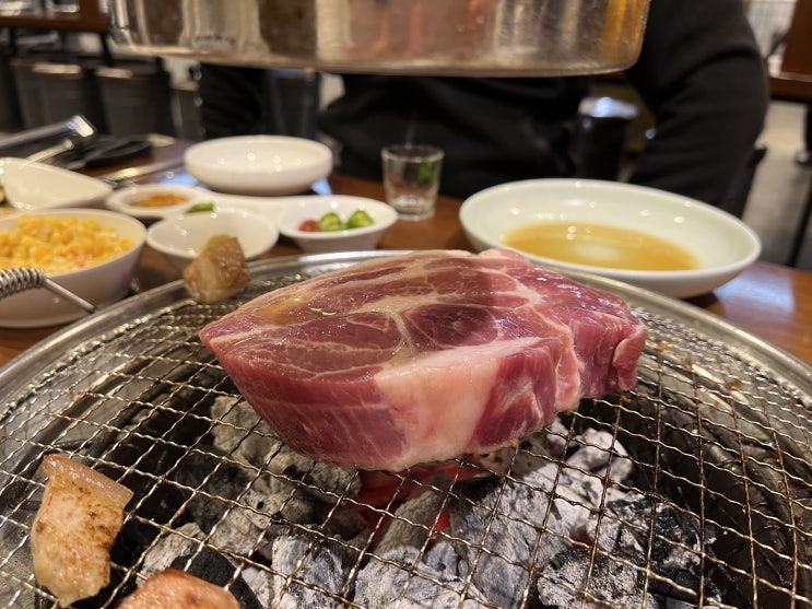  무실동 돼지고기구이_청담 생고기