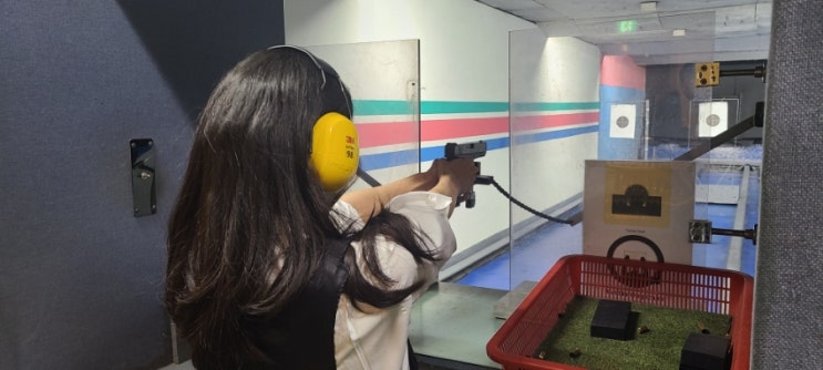  실내데이트- 목동사격장에서 실탄사격, 글록과 루거