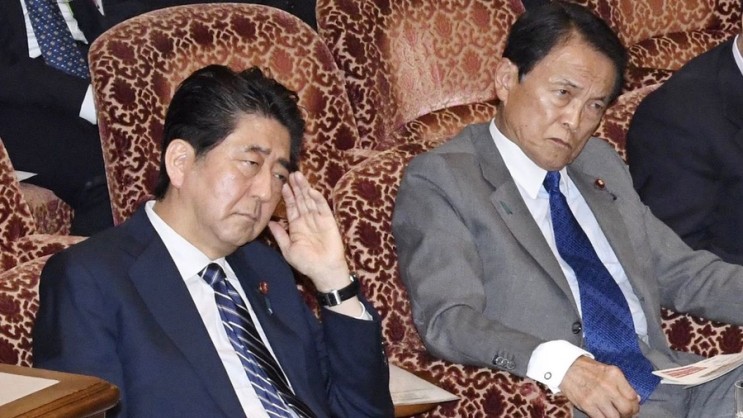 일본 정치가 막장인 이유와 현실