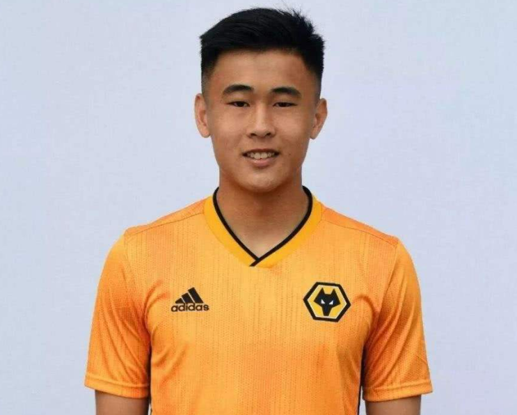 中, 축구대표팀 핵심 미드필더 독일 분데스리가 진출? 中, 축구대표팀 핵심 미드필더 독일 분데스리가 진출?