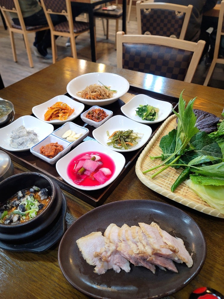  구미 금오산 맛집,임가네쌈밥(금리단길 수육 보쌈, 쌈밥, 우렁된장)