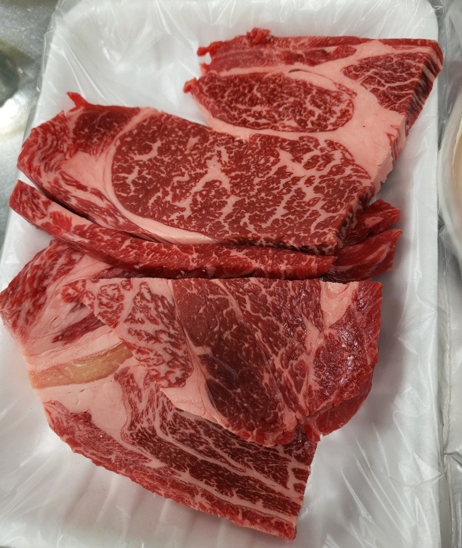 한우랑돼지랑 평촌점 사진 2