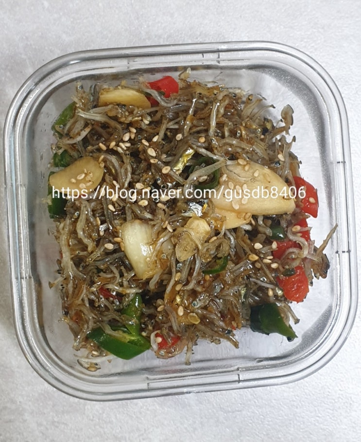 밑반찬 만들기! 마늘 멸치볶음, 어묵볶음, 호박볶음 간단하게~ 밑반찬 만들기! 마늘 멸치볶음, 어묵볶음, 호박볶음 간단하게~