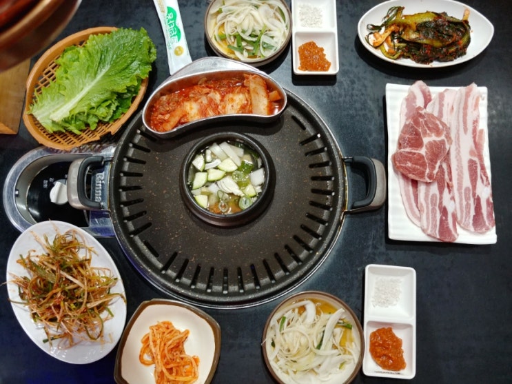  서울 시청역 맛집 신의주부대찌개&무한리필삼겹살