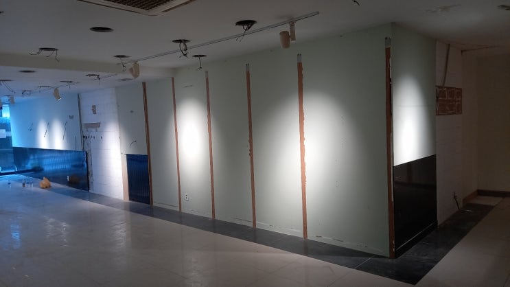  대구상가철거 대구가벽철거 상가원상복구 대구부분철거 시내동성로철거