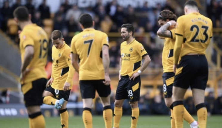 EPL 프리미어리그 연기 이월 경기 사우샘프턴 뉴캐슬 울버햄튼 왓포드 노리치 첼시 리즈 애스턴 EPL 프리미어리그 연기 이월 경기 사우샘프턴 뉴캐슬 울버햄튼 왓포드 노리치 첼시 리즈 애스턴
