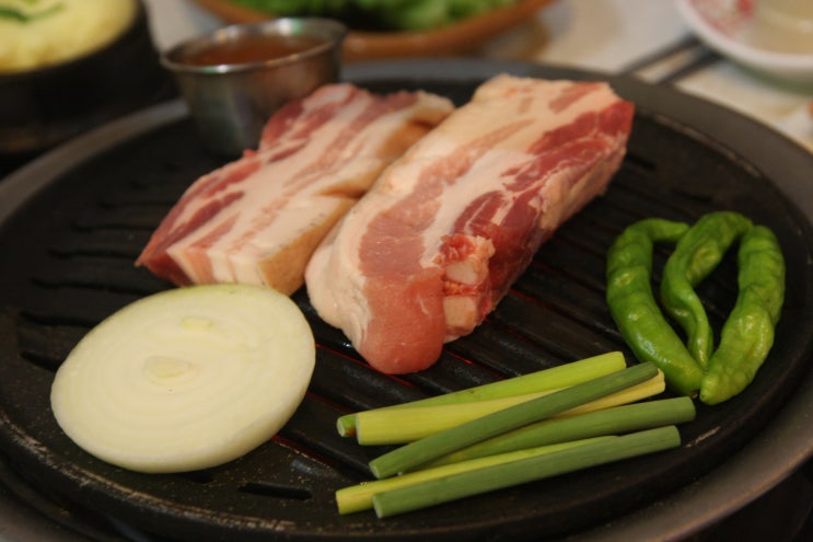  서귀포맛집 돈사향 제주흑돼지전문 와인파는고기집!