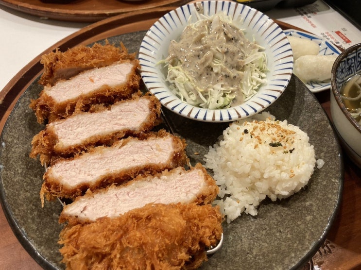  공릉 맛집 백소정, 돈까스가 아주 두툼