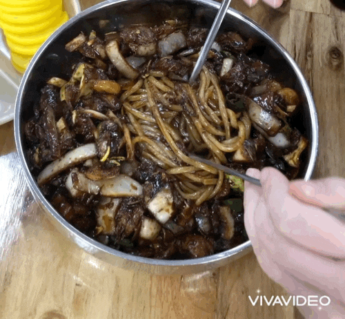 군산 지린성 백종원의 3대 천왕 맛집 : 눈물 나게 매운 고추 짜장과 고추짬뽕 군산 지린성 백종원의 3대 천왕 맛집 : 눈물 나게 매운 고추 짜장과 고추짬뽕